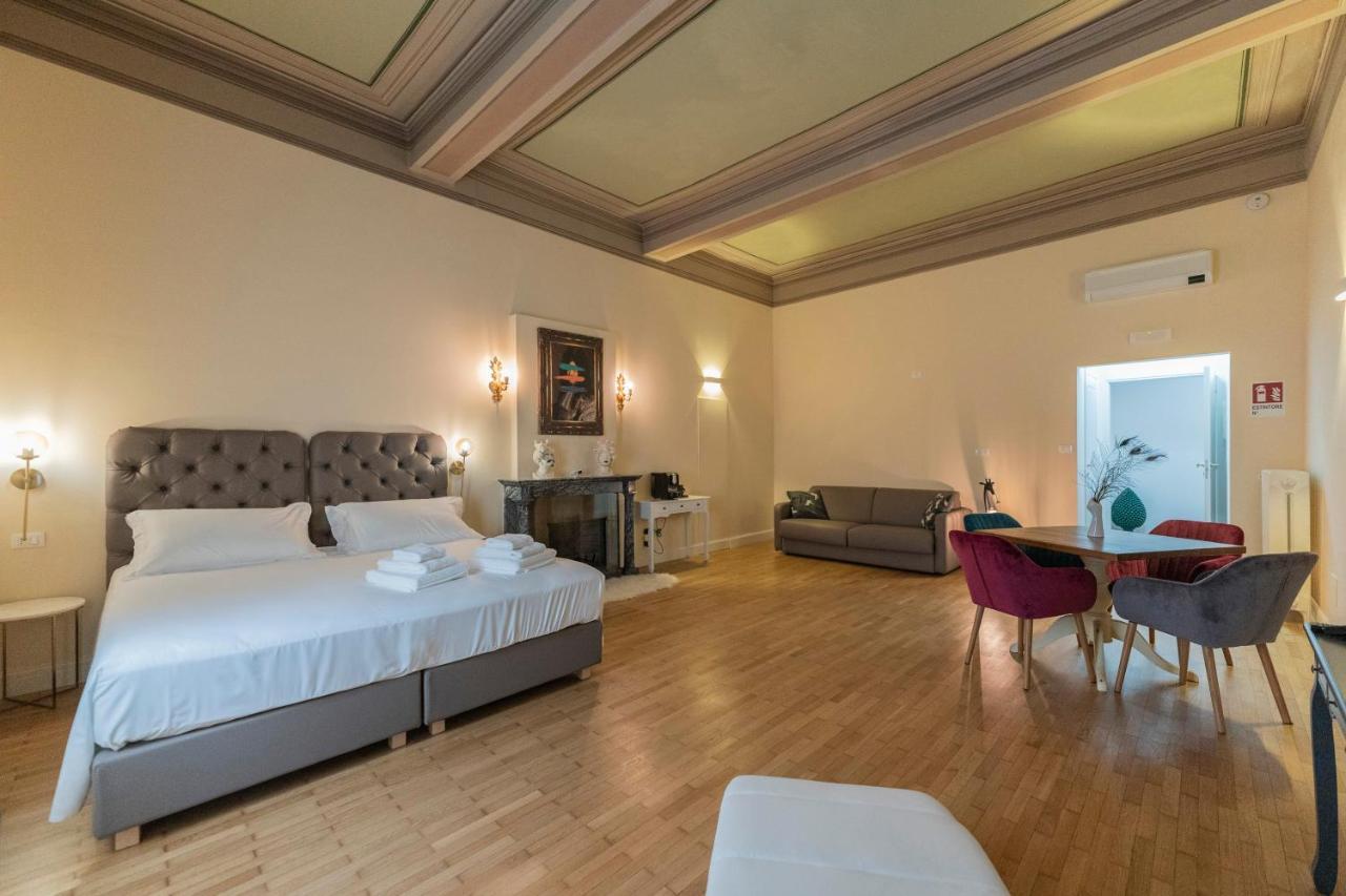 Aldrovandi Luxury Suites And Apartment Bologne Extérieur photo